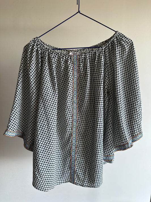 Blusa gris