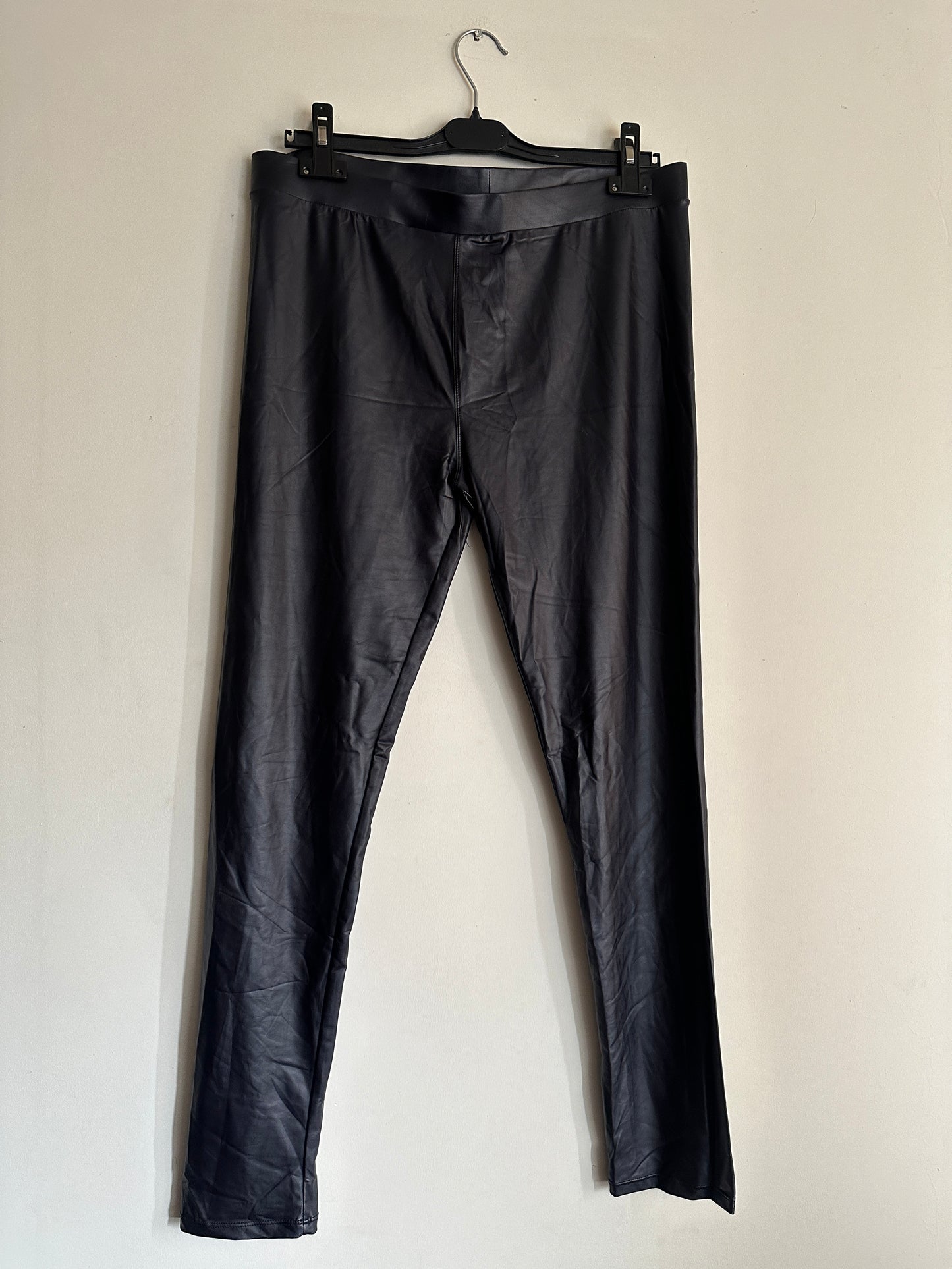 Pantalon negro